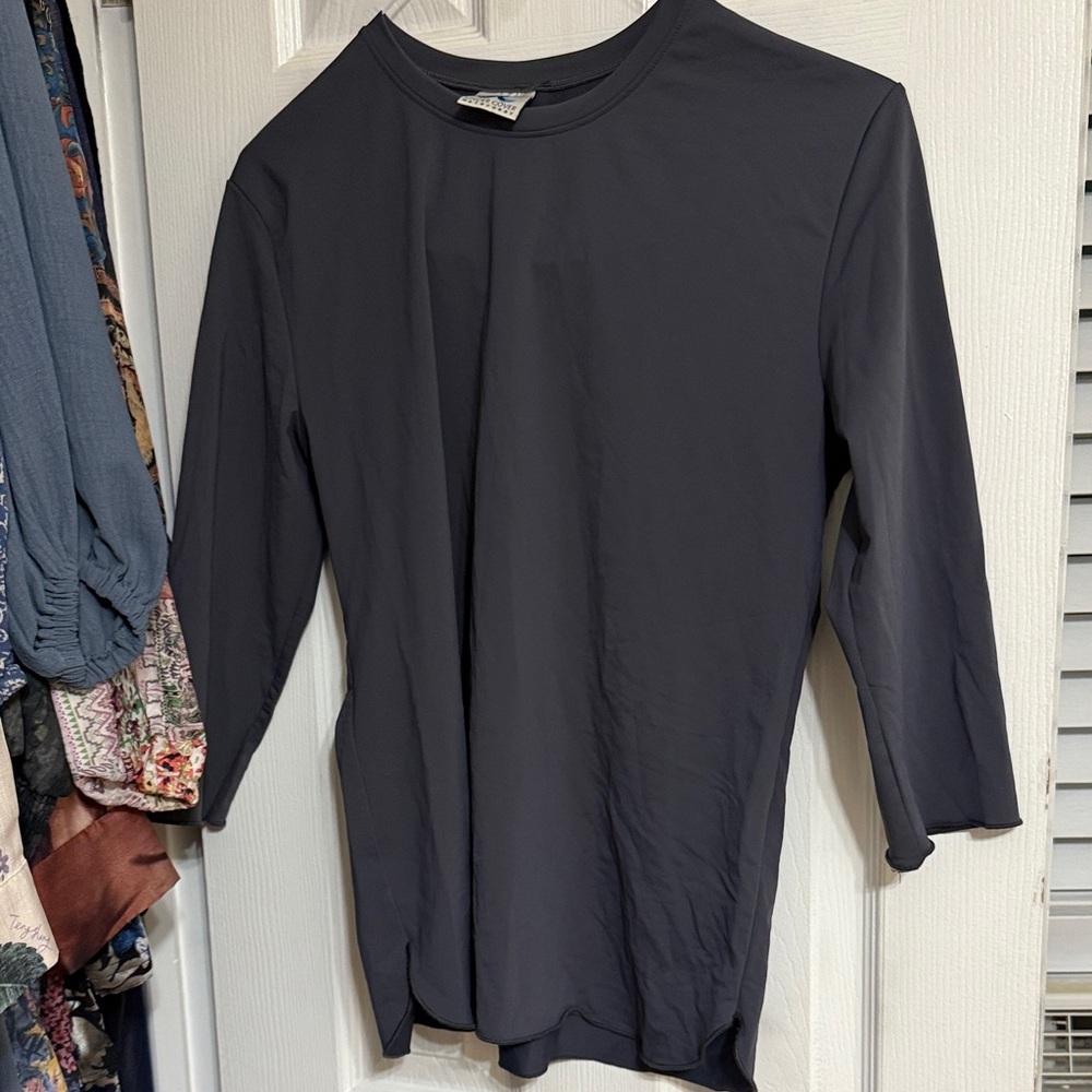Women's Black Long Sleeve Crewneck Top